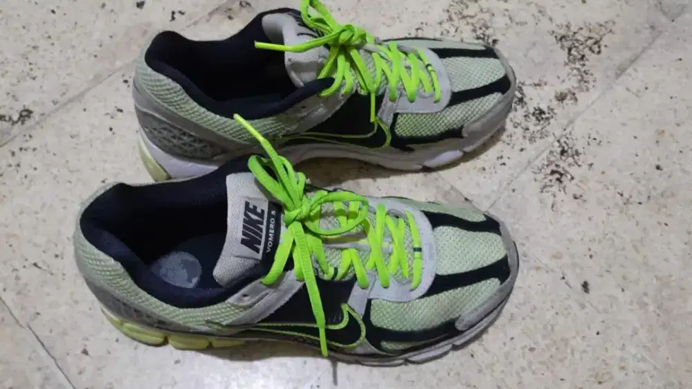 Wts Nike Zoom Vomero 5 Life Lime