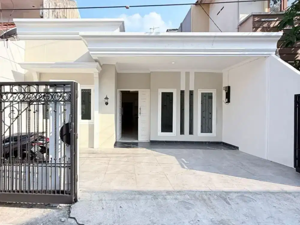 Rumah Tebet Modern di Pusat Kota