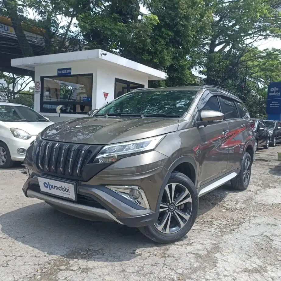 LOW DP Daihatsu Terios 1.5 R Deluxe Bensin-AT 2018 SHH