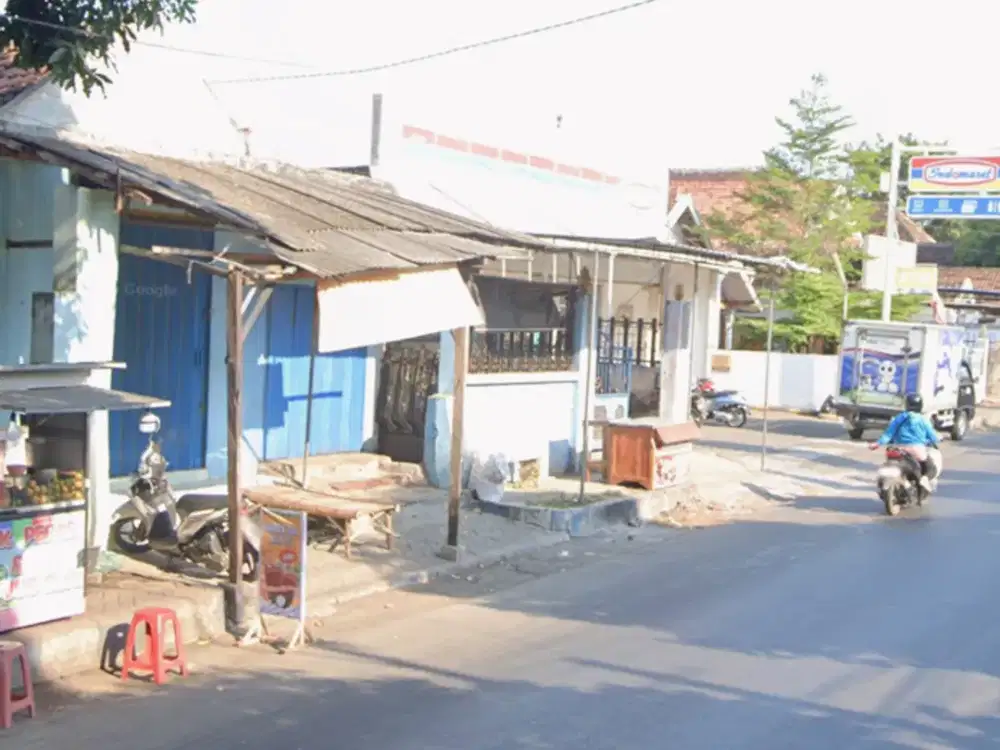 RUMAH DISEWAKAN BESERTA TANAH