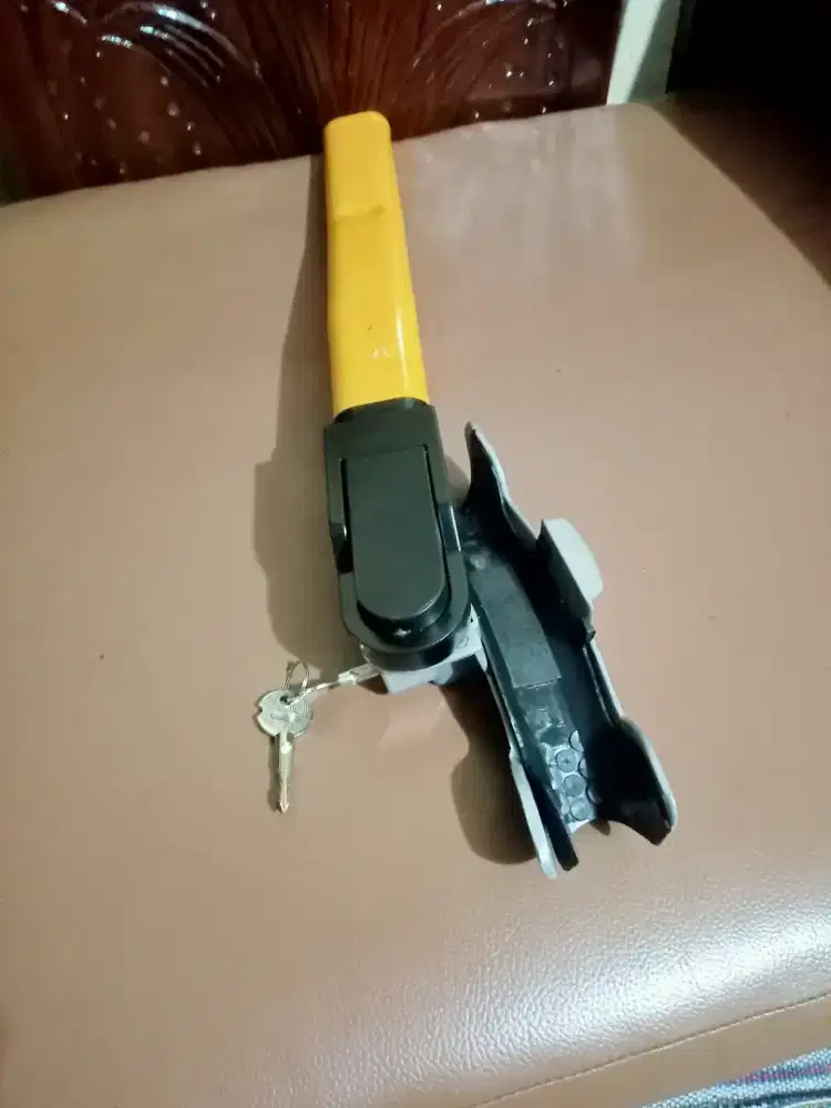 Kunci Stir mobil