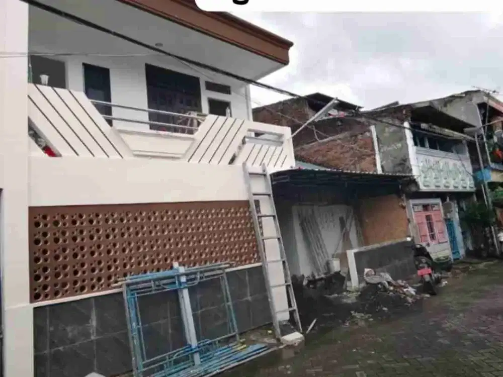 KOS FULL FURNITURE DIJUAL MURAH DEKAT KAMPUS DAERAH NGINDEN KEC. KLAMPIS