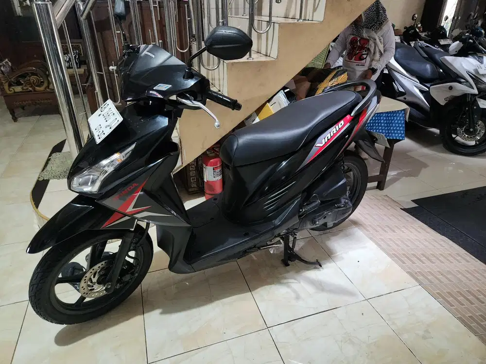 Vario 110 non esp 2015 hitam mulus gbm