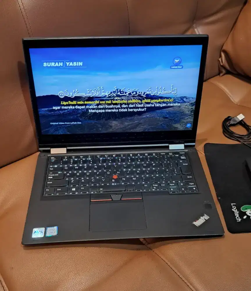 Lenovo x380 Yoga i5 G8 Ram  8 SSD 256 Stylus pen