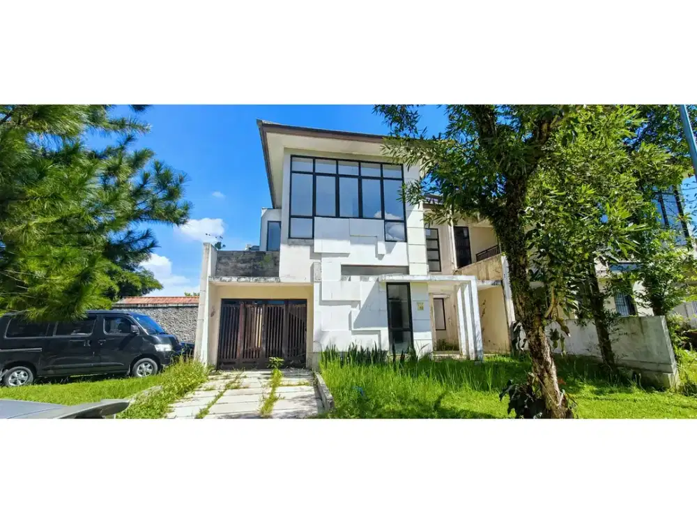 DIJUAL RUMAH MEWAH SIAP HUNI HARGA NEGO DI ATMOSPHERE SENTUL CITY SSR749