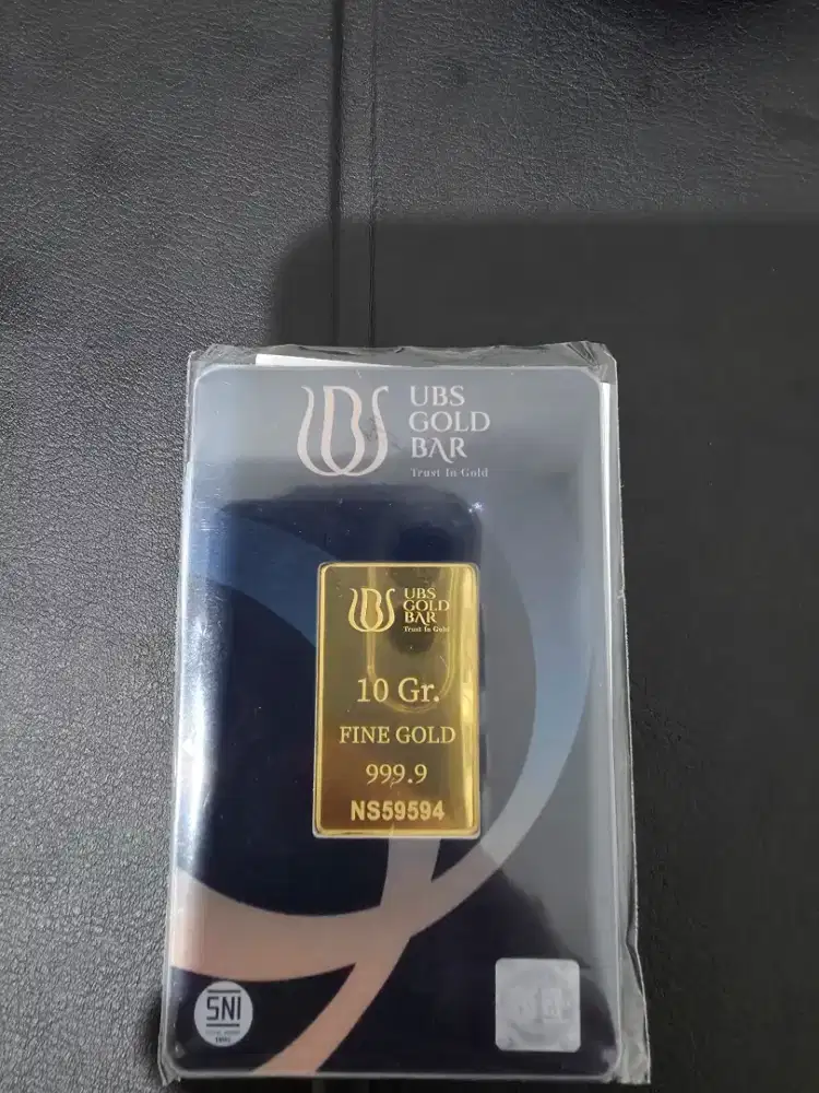 Emas antam ubs 10 gr lengkap dengan nota