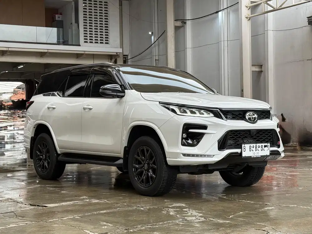 Fortuner Legender 4x4 2.8 GR Sport TSS RSE 2025
