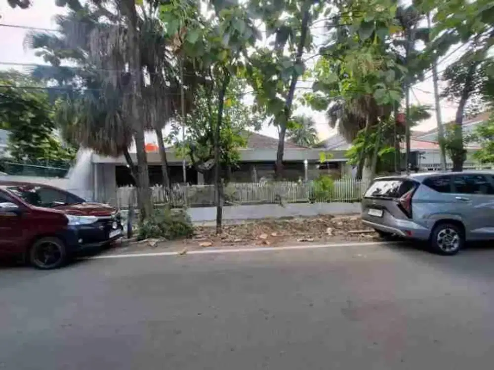 Di Jual Rumah di cempaka Putih Tengah Jak pus bisa buat usaha lokasi strategis deket kuliner taman solo