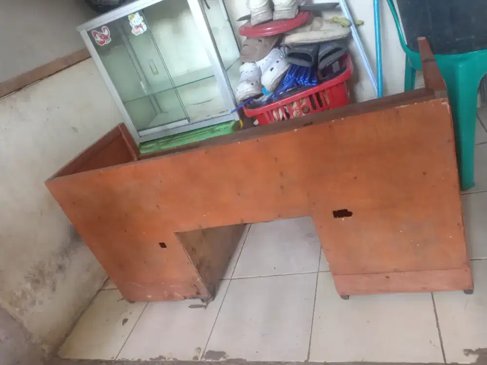 Etalase gerobak kayu untuk motor