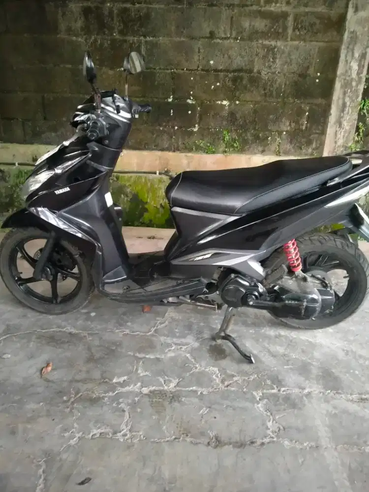 Yamaha Xeon karbu 2011