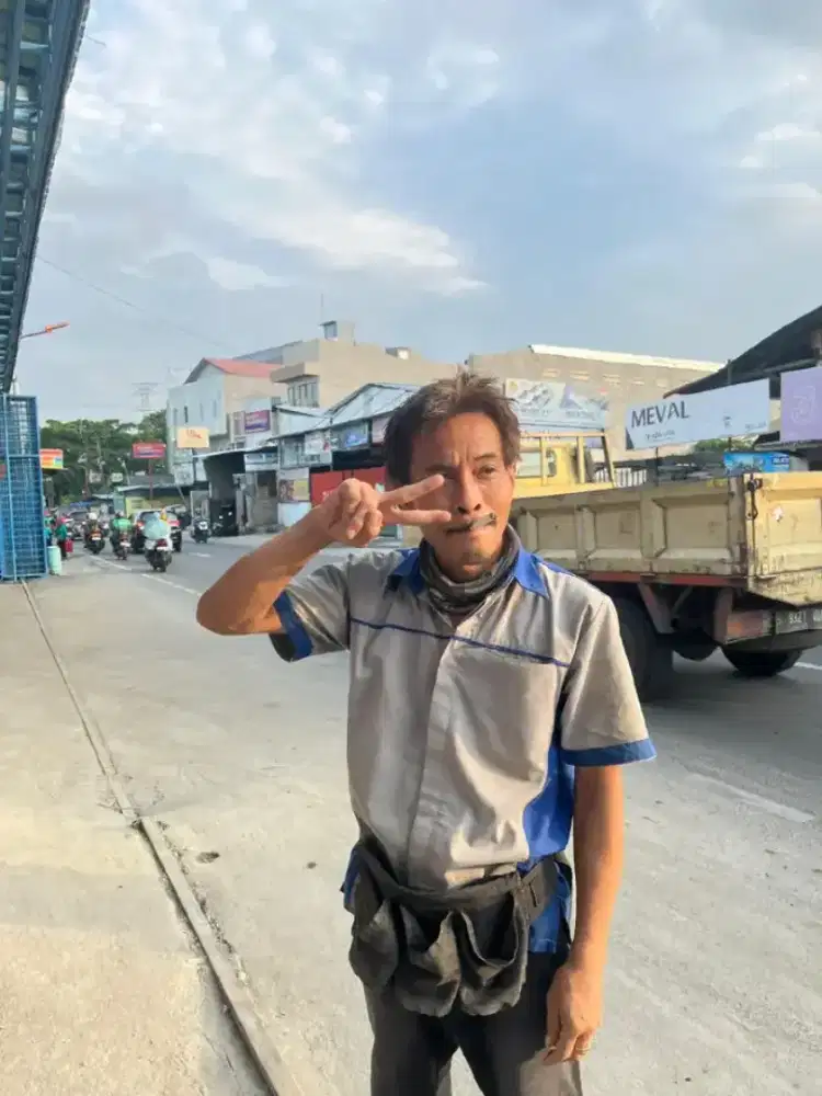 Mencari kerja OB atau apa saja