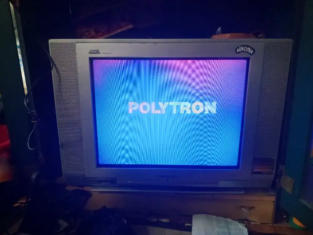 Tv tabung polytron