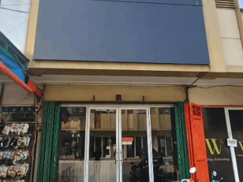 Dijual Ruko Siap Pakai Candrabaga Bekasi Lokasi Strategis