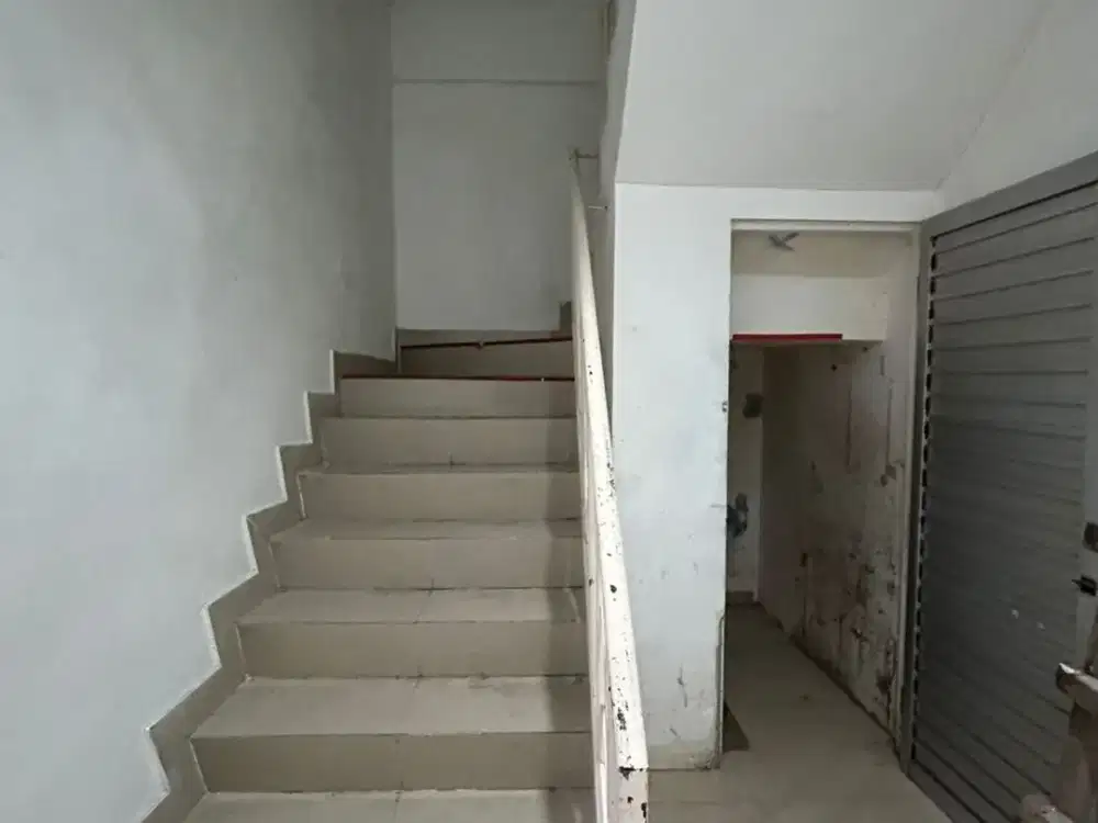 Dijual Ruko 4 Lantai di pangeran jayakarta lokasi strategis