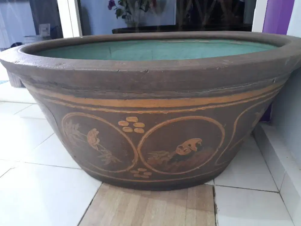 Tempayan Unik dan Antik