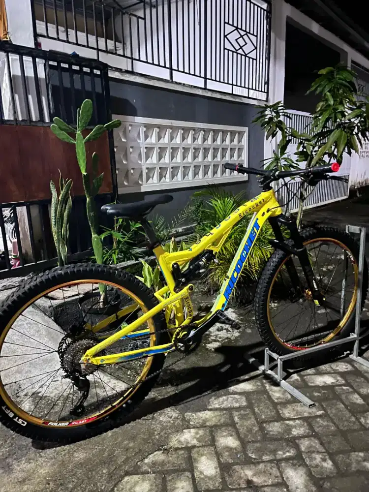 SEPEDA THRILL RICOCET T120 FULL UPGRADE