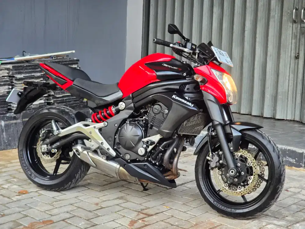 Moge Naked Kawasaki ER6N/ER650 N th 2012 Km12rb Like New Siap Turing