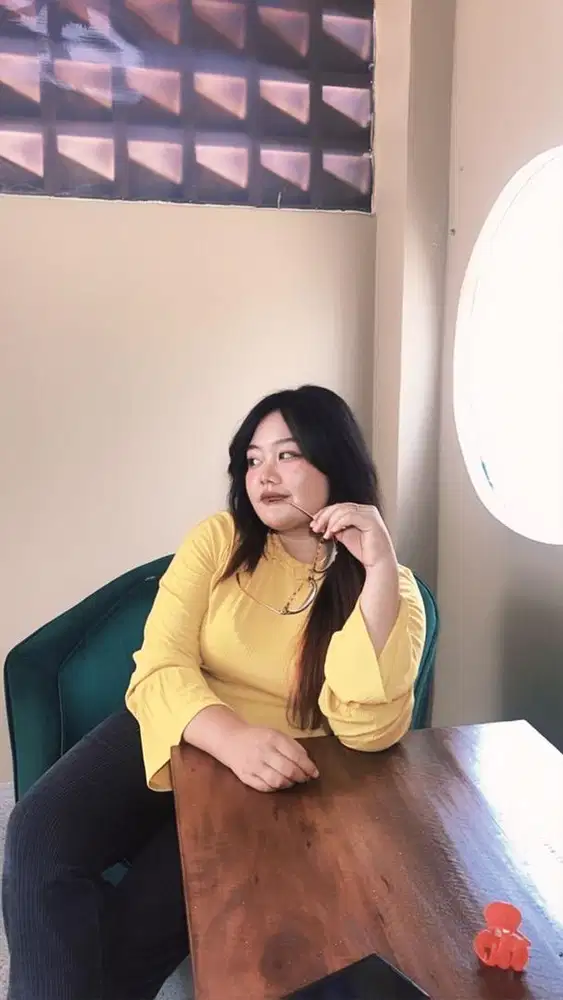 Sedang mencari pekerjaan yang halal