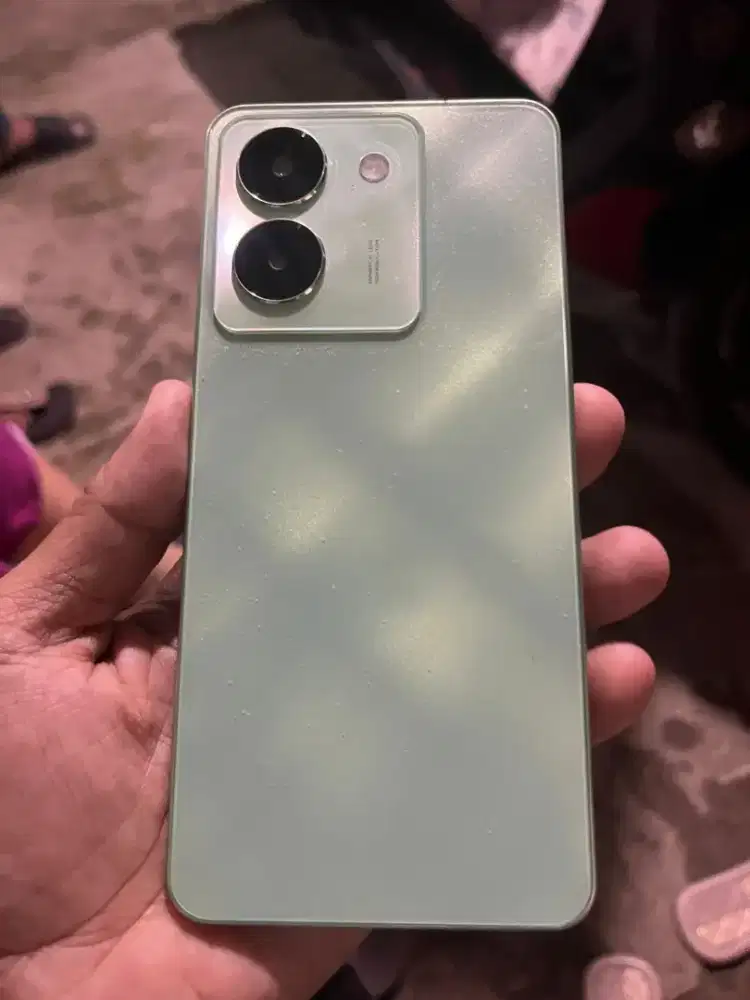 Vivo y27s Ram 8+8 128