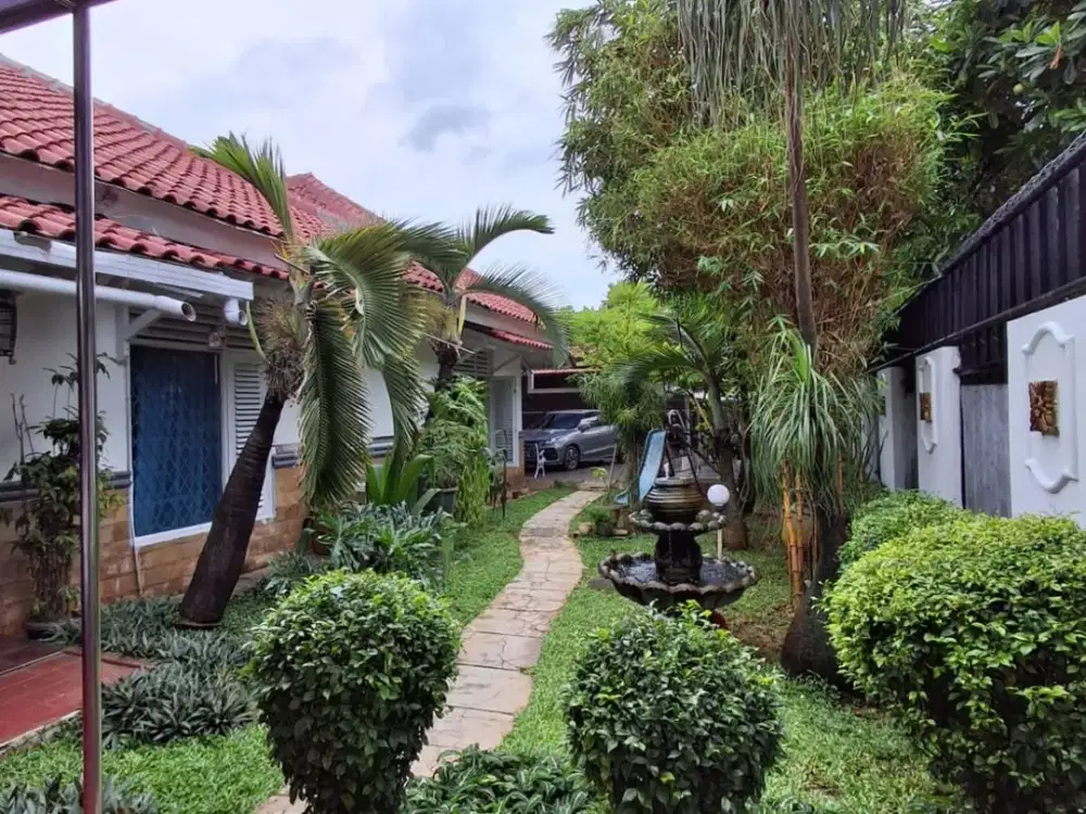 Hot Listing! Rumah Luas 570 m² Kebayoran Lama Utara, Cocok Hunian / Kantor / Investasi