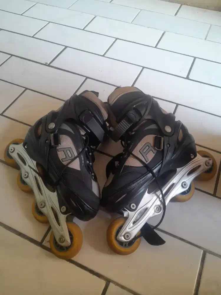 Sepatu Roda Anak Merk Rebel