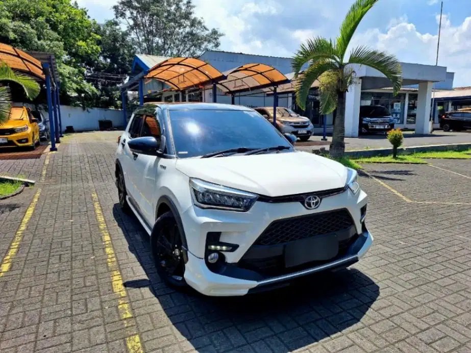 [OLXmobbi] PAJAK PANJANG TOYOTA RAIZE 1.0 T GR SPORT TWO TONE AT 2021