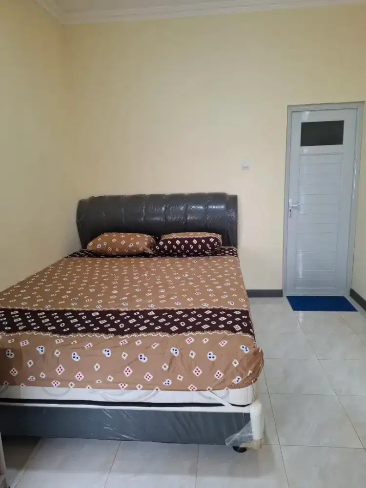 Kos baru kamar luas bisa utk ber2