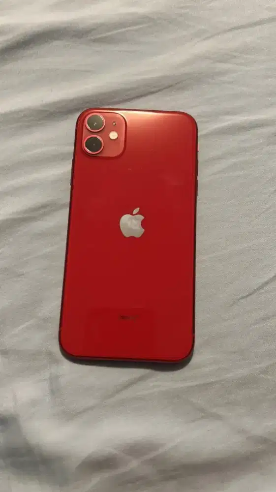 Apple iPhone 11, 64GB, PRODUCT RED -TIDAK TERKUNCI (DIPERBARUI)