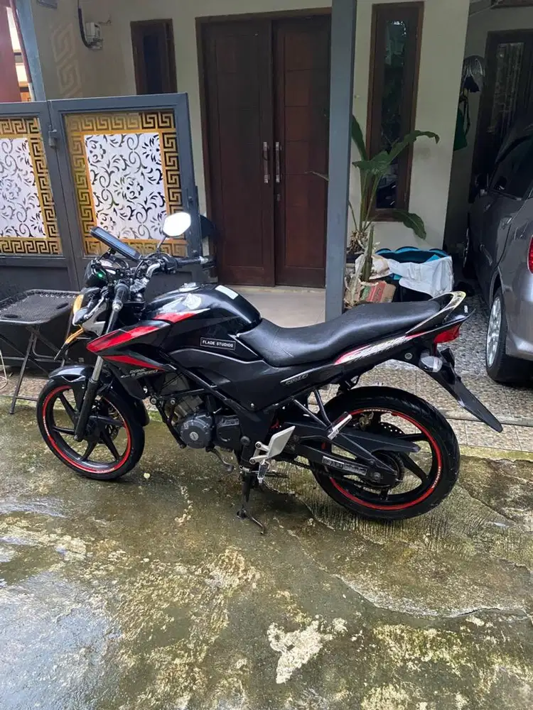 Cb150 r tahun 2014