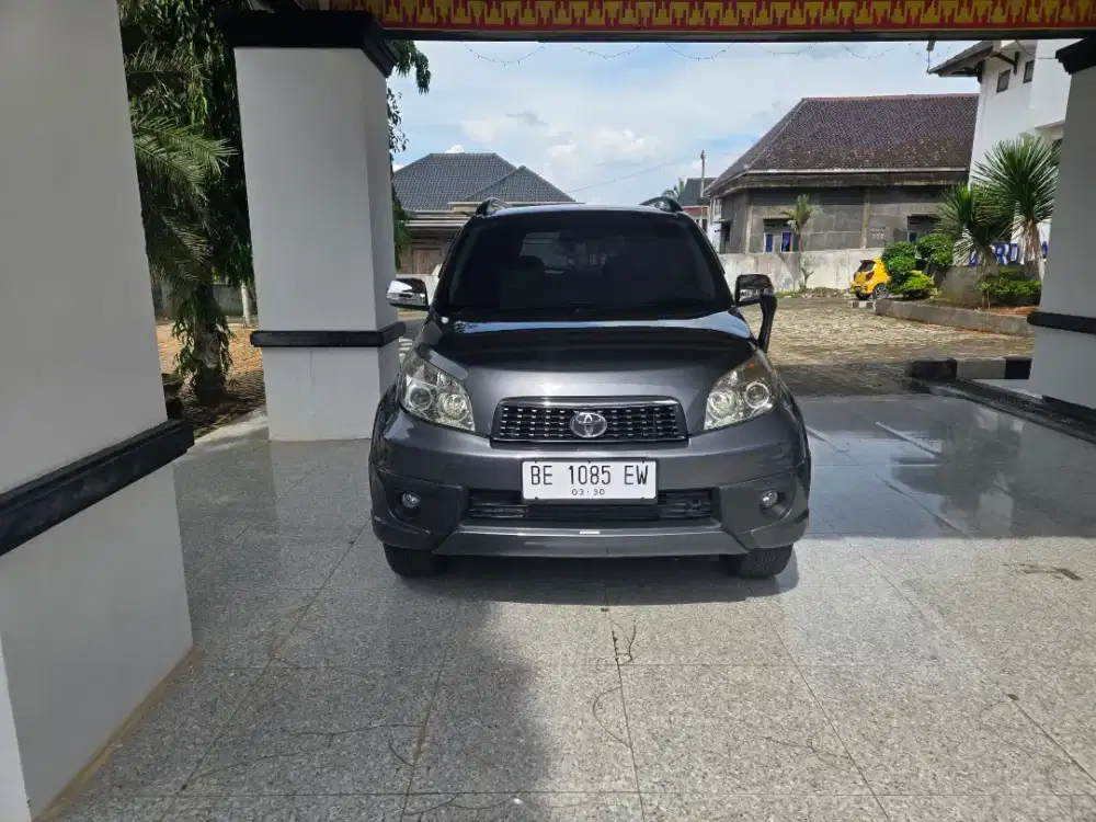 Toyota Rush S TRD Automatic 2013 Istiemewa