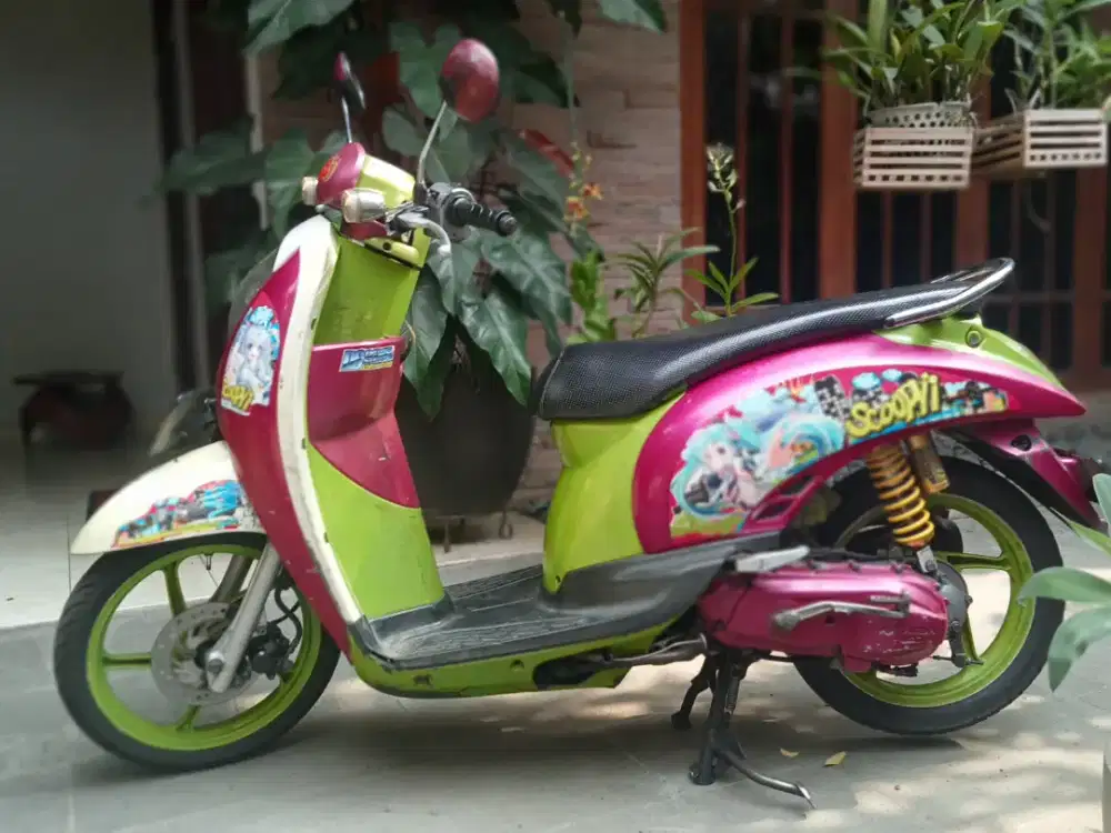 Honda Scoopy 2011