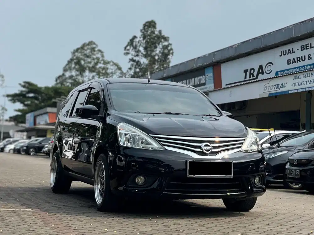 ‼️HOT DEAL ‼️ NISSAN GRAND LIVINA SV 1.5 AT 2016 HITAM