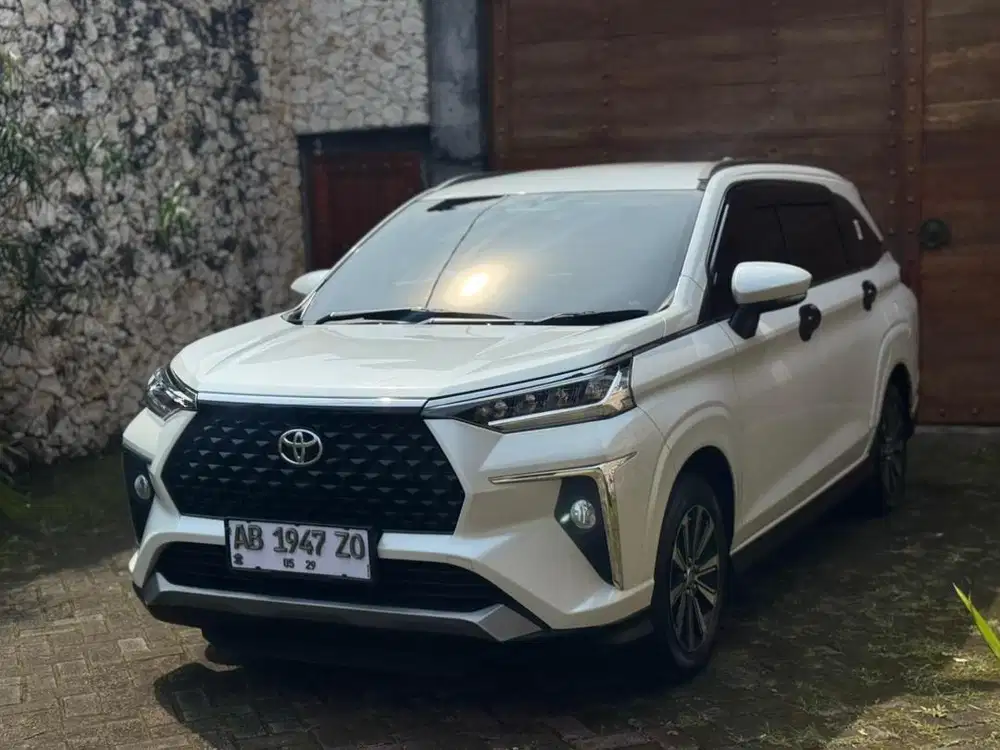 New Veloz AT 2024 Nol Spet LIKE NEW AB TGN 1 Low KM Pajak Baru