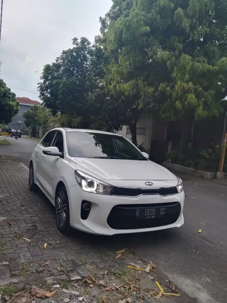 New Kia Rio 1.4 Sunroof A/T 2020/2019 Tgn 1,Orisinil Cat,Km 44Rb