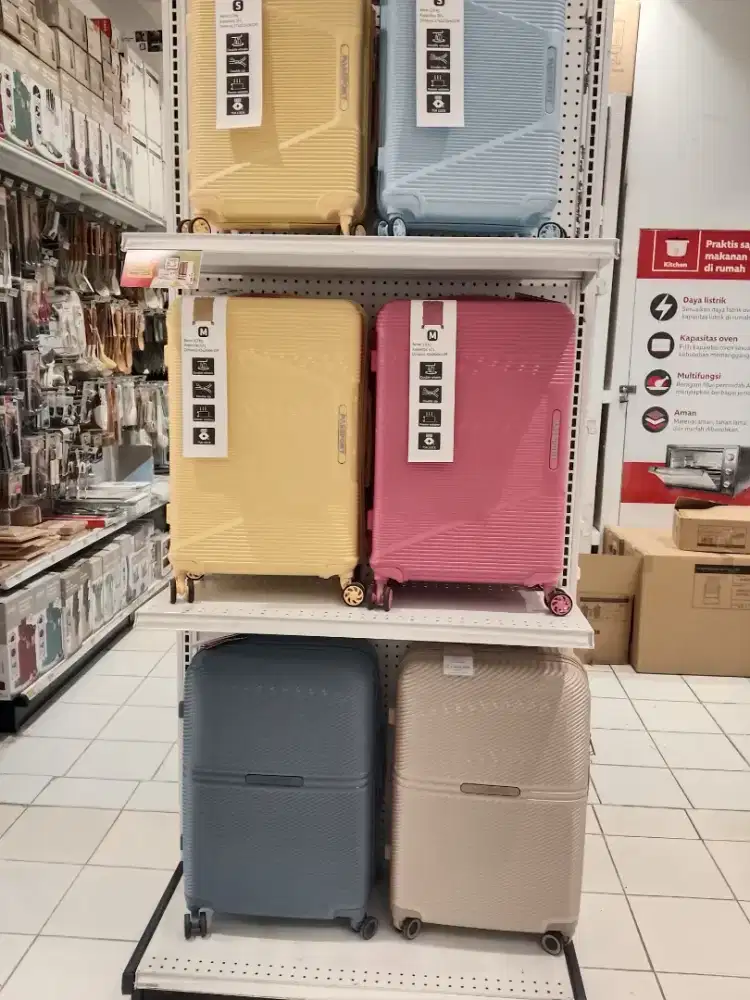 Menjual koper passport