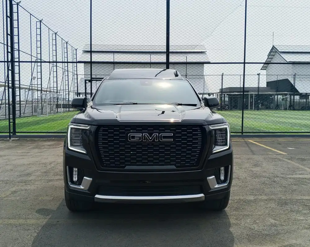 GMC DENALI CEO VIP SEAT BRAND NEW