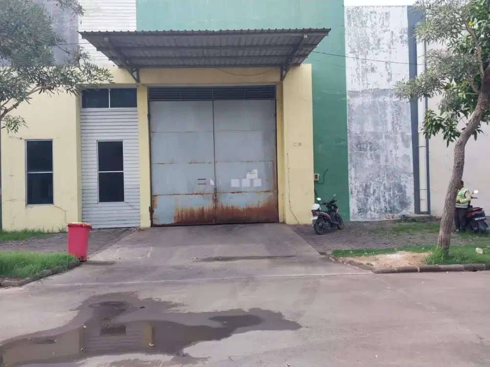 Dijual Gudang Manyar Mas Kariman Gresik Strategis Siap Pakai