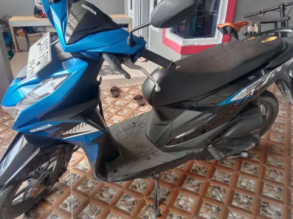 Dijual cepat Motor Honda beat sporty cbs