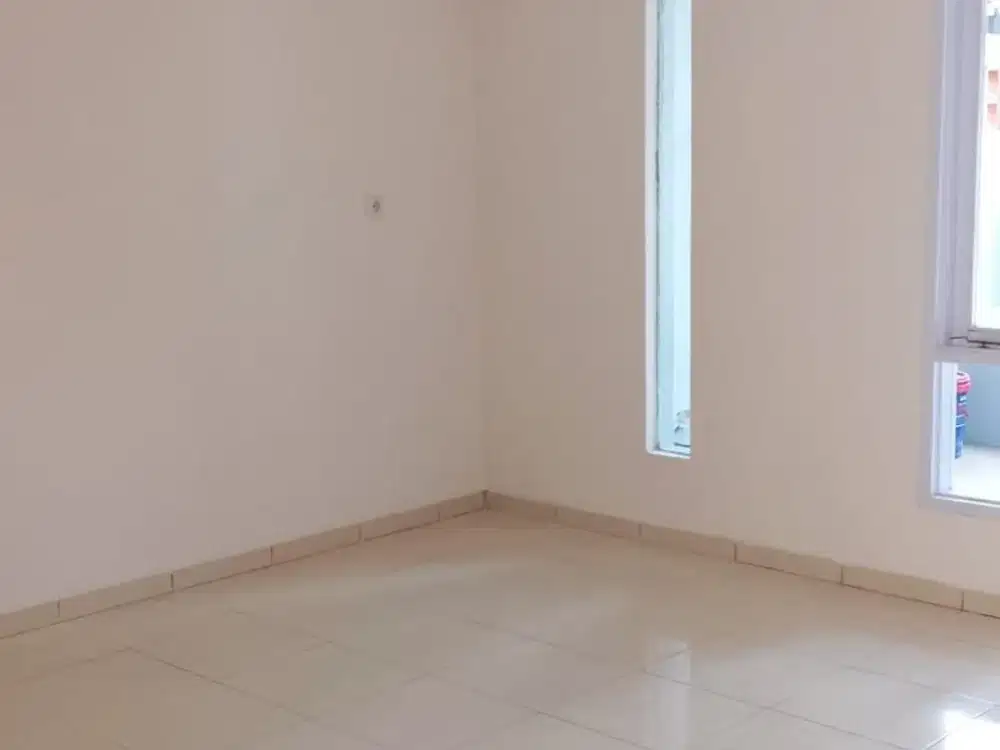 Dijual Hunian Nyaman Super Terawat Lokasi Strategis di Green City View Jatihandap, Bandung