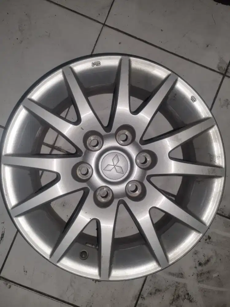 VELG PAJERO SPORT RING 17