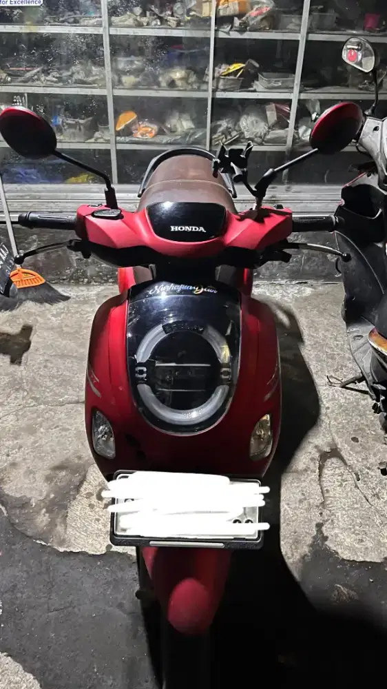 Scoopy 2024 akhir