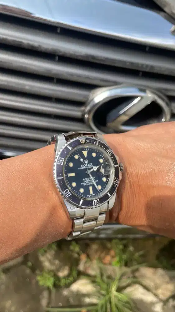 Rolex submarine steel 16610 premium rare patina watch only