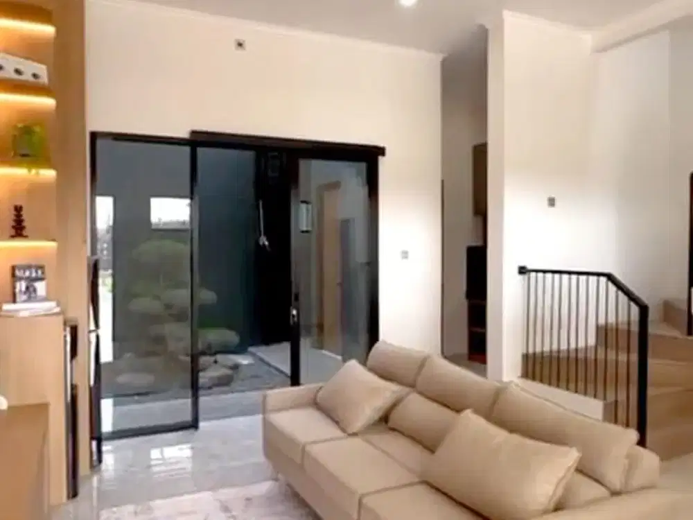 DIJUAL RUMAH KEREN FURNISH MODERN DI CISARANTEN ARCAMANIK BANDUNG