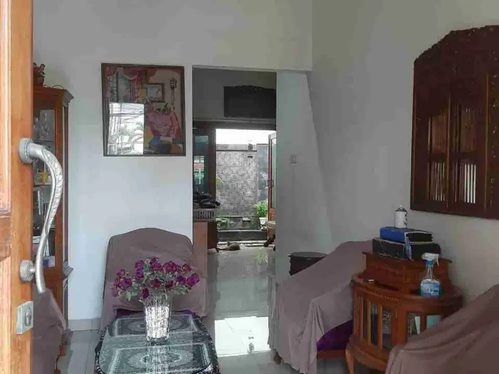 Dijual rumah 1 3/4 lantai di Jl Musik Raya Kelapa Gading Timur