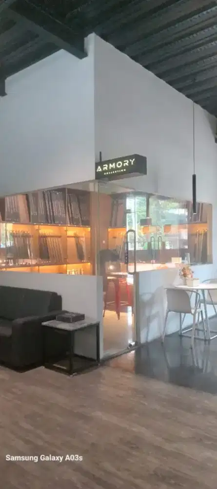 Di butuhkan segera Host live