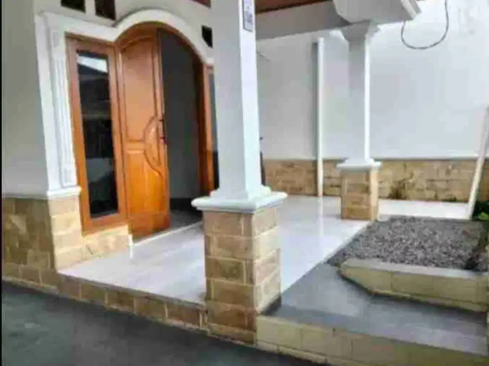 Rumah di bukit nusa indah ciputat