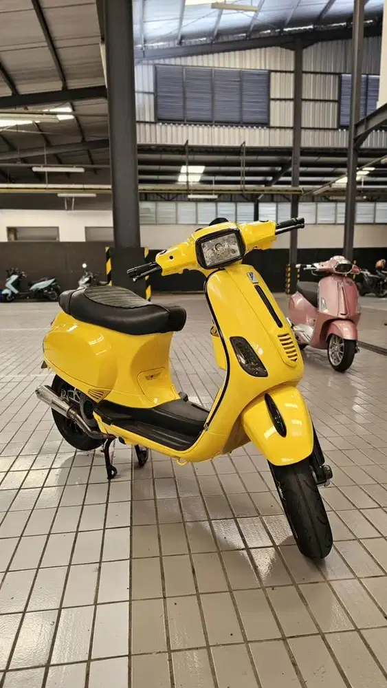 Vespa s 3v Tahun 2013