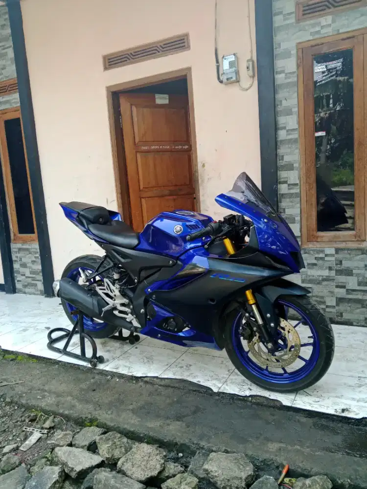 Yamaha R15 v4 2023