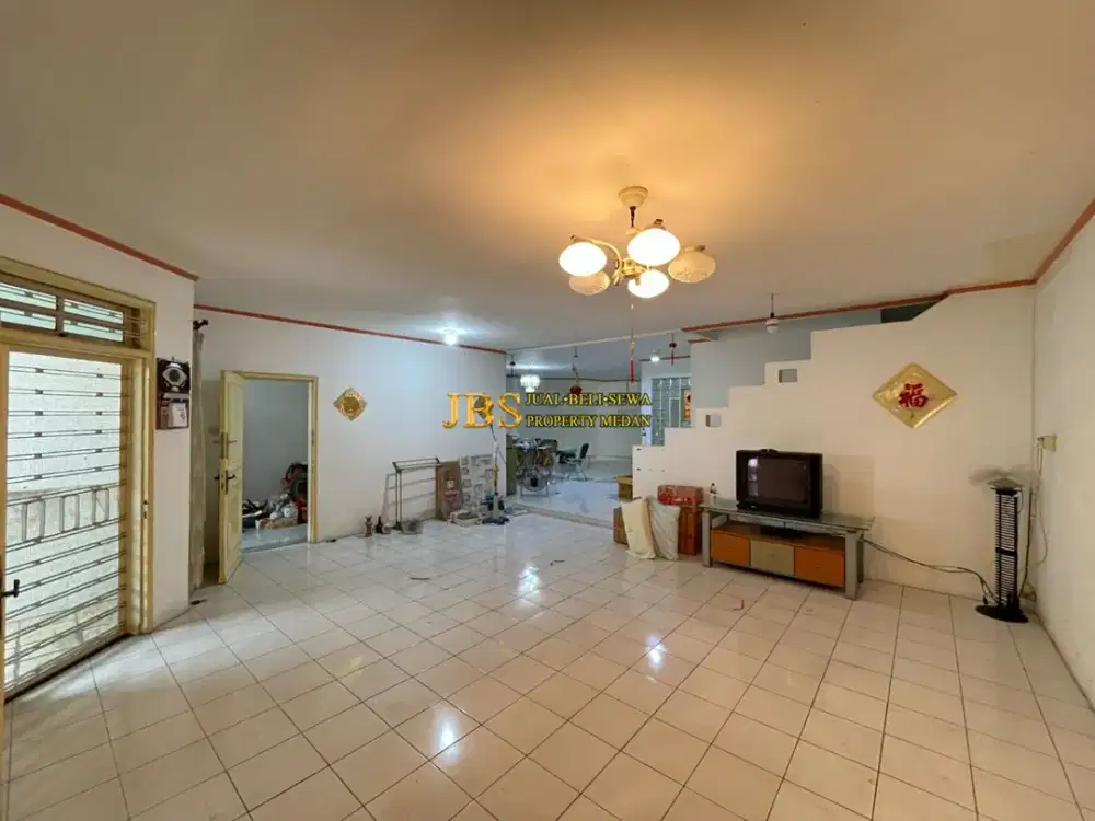 Rumah Dijual di Komplek Taman Polonia 3 - Medan