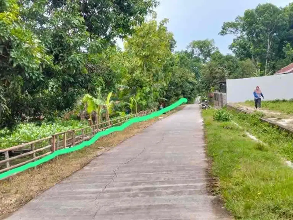 Dijual Tanah Pekarangan Luas di jl Raya Solo - Sragen